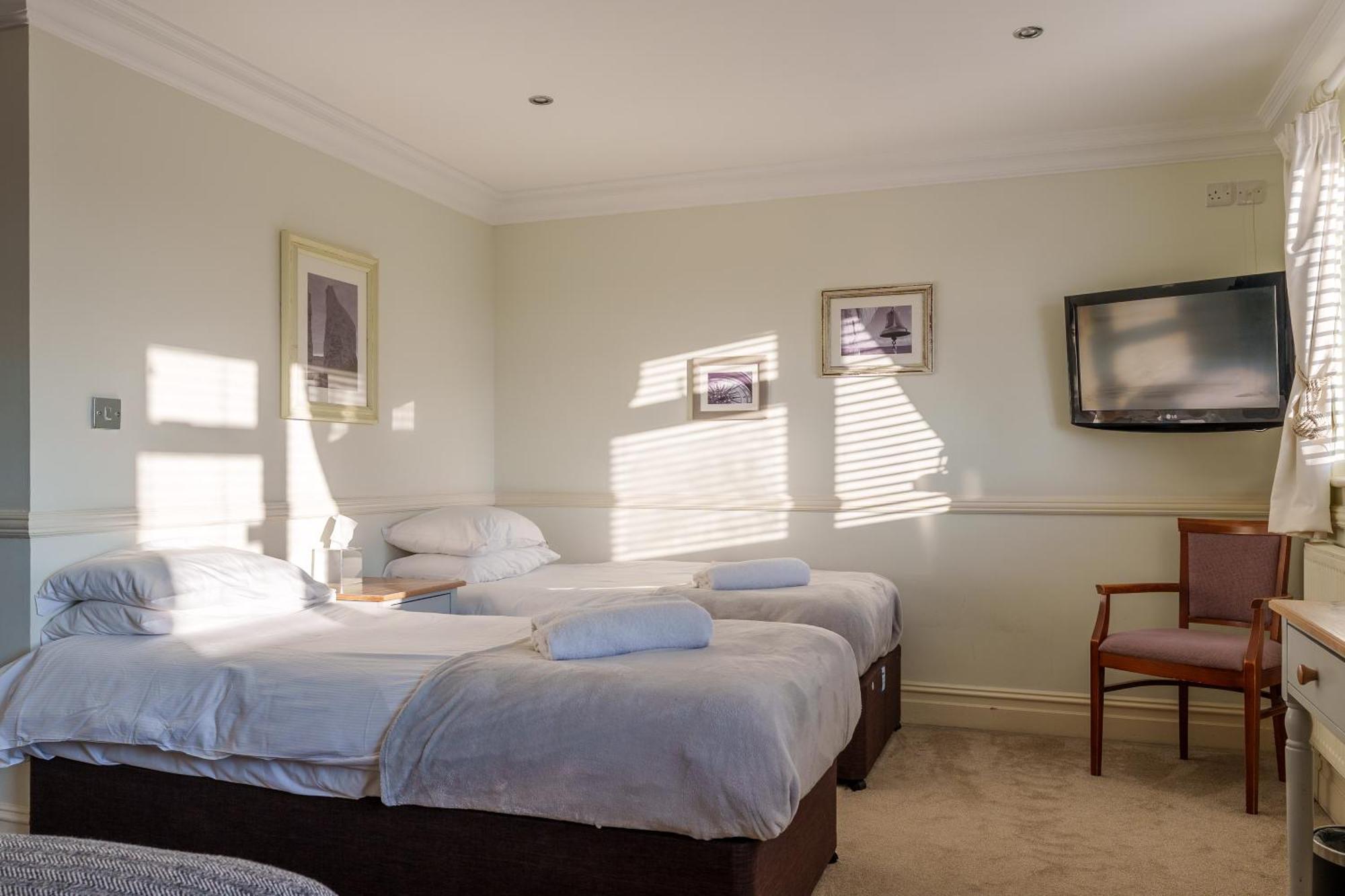 ברודסטיירס Botany Bay Hotel מראה חיצוני תמונה