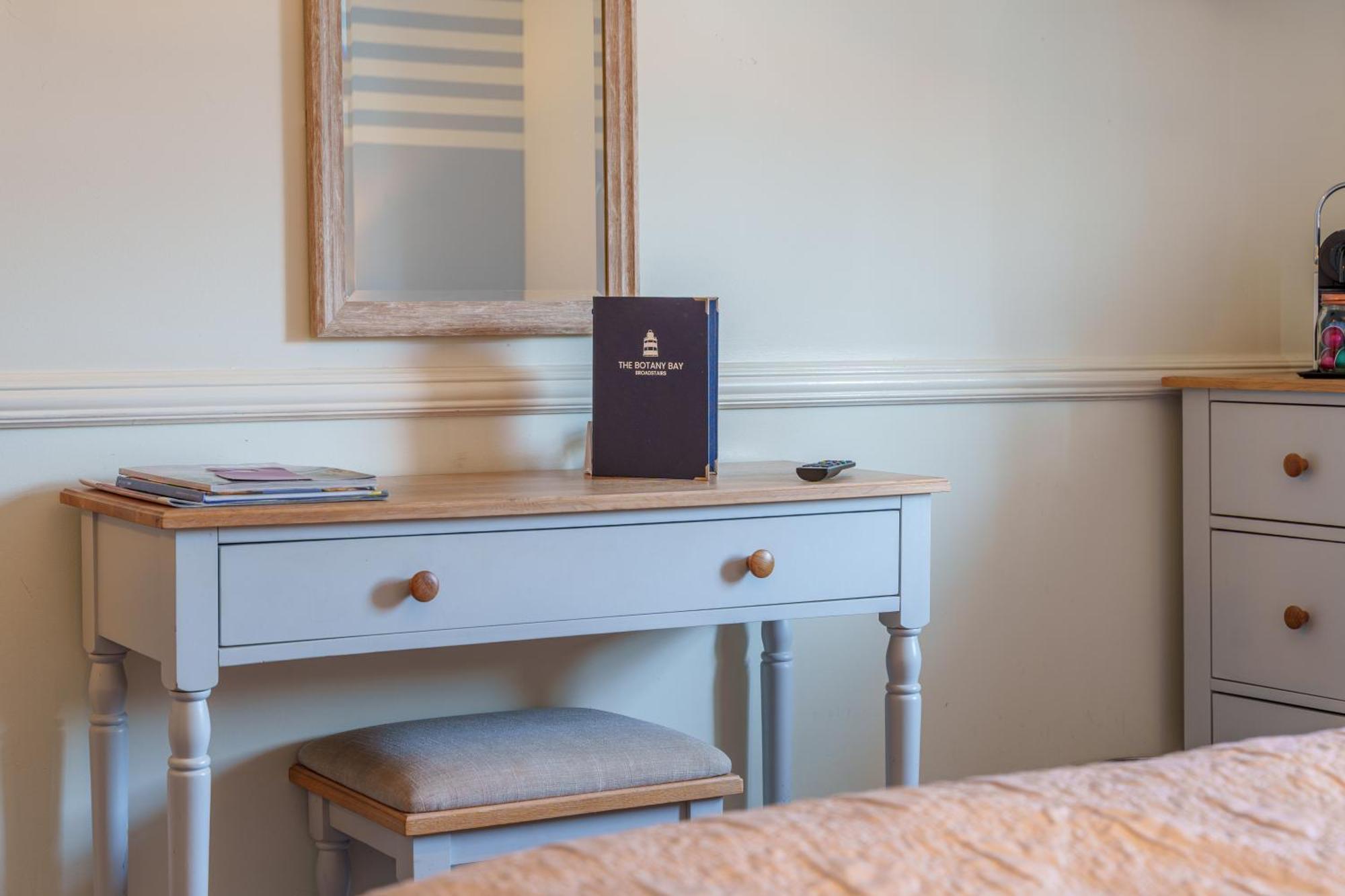 ברודסטיירס Botany Bay Hotel מראה חיצוני תמונה